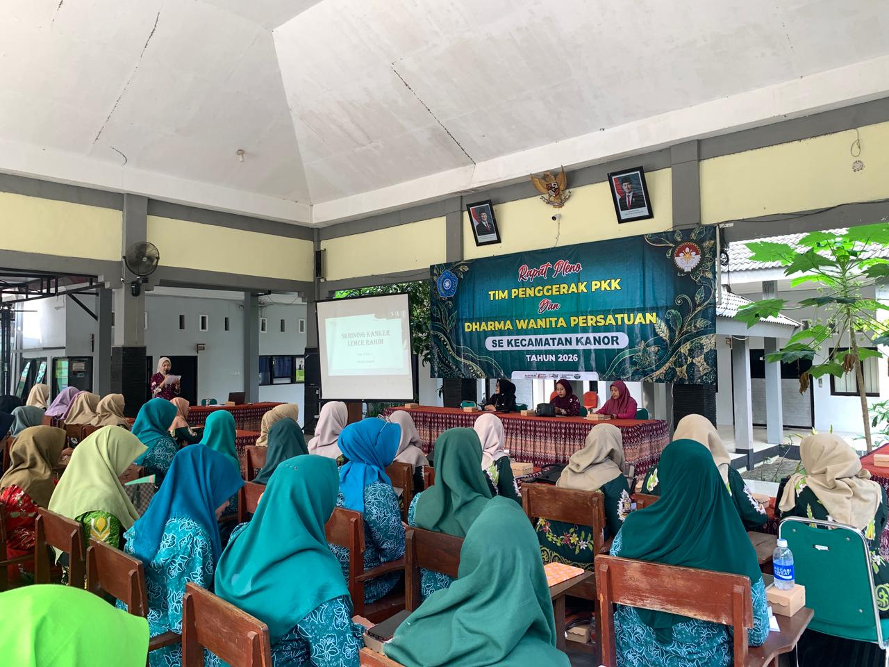 Rapat Pleno TP PKK Desa se-Kecamatan Kanor Bahas Kesehatan dan Pencegahan Penyakit pada Wanita