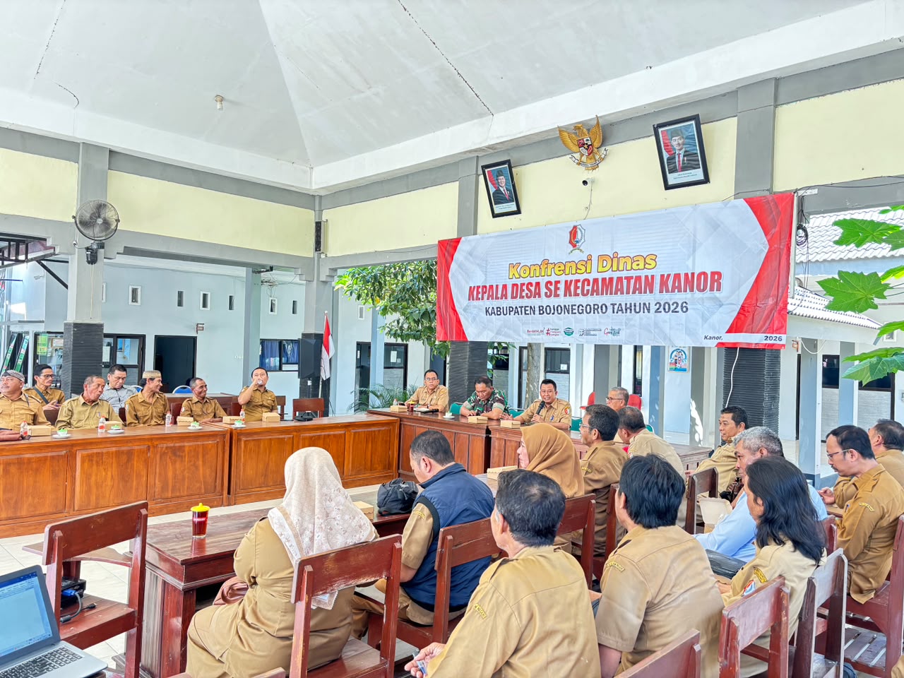 Konferensi Kepala Desa Bahas Rangkaian Kegiatan HUT ke-81 RI di Kecamatan Kanor