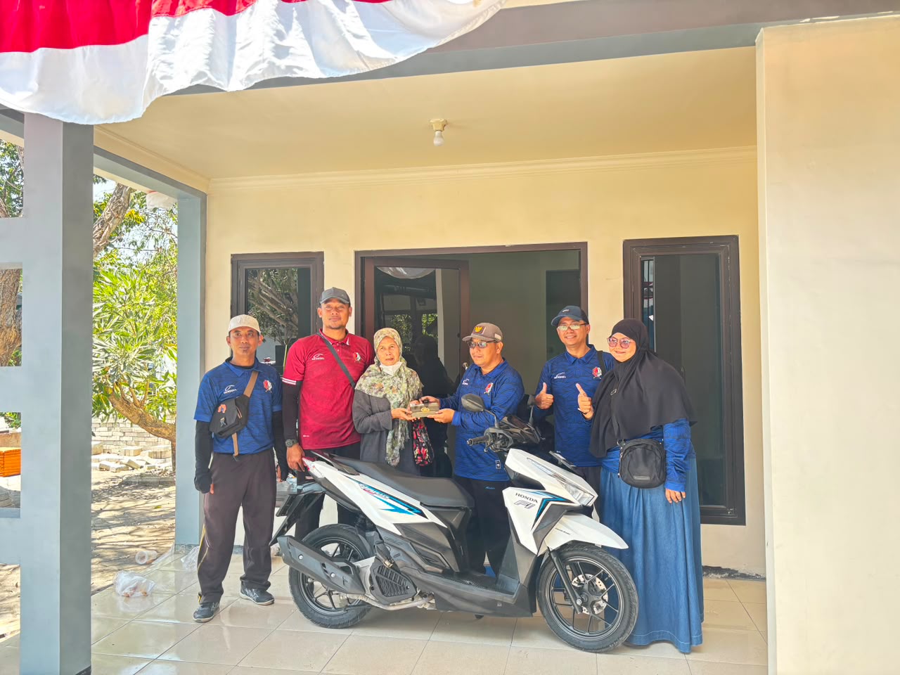 Semarak HUT RI ke-81, Kecamatan Kanor Gelar Jalan Sehat Bersama Warga